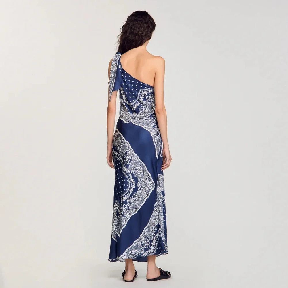 Orlana BANDANA-PRINT MAXI DRESS - Picture 2 of 7